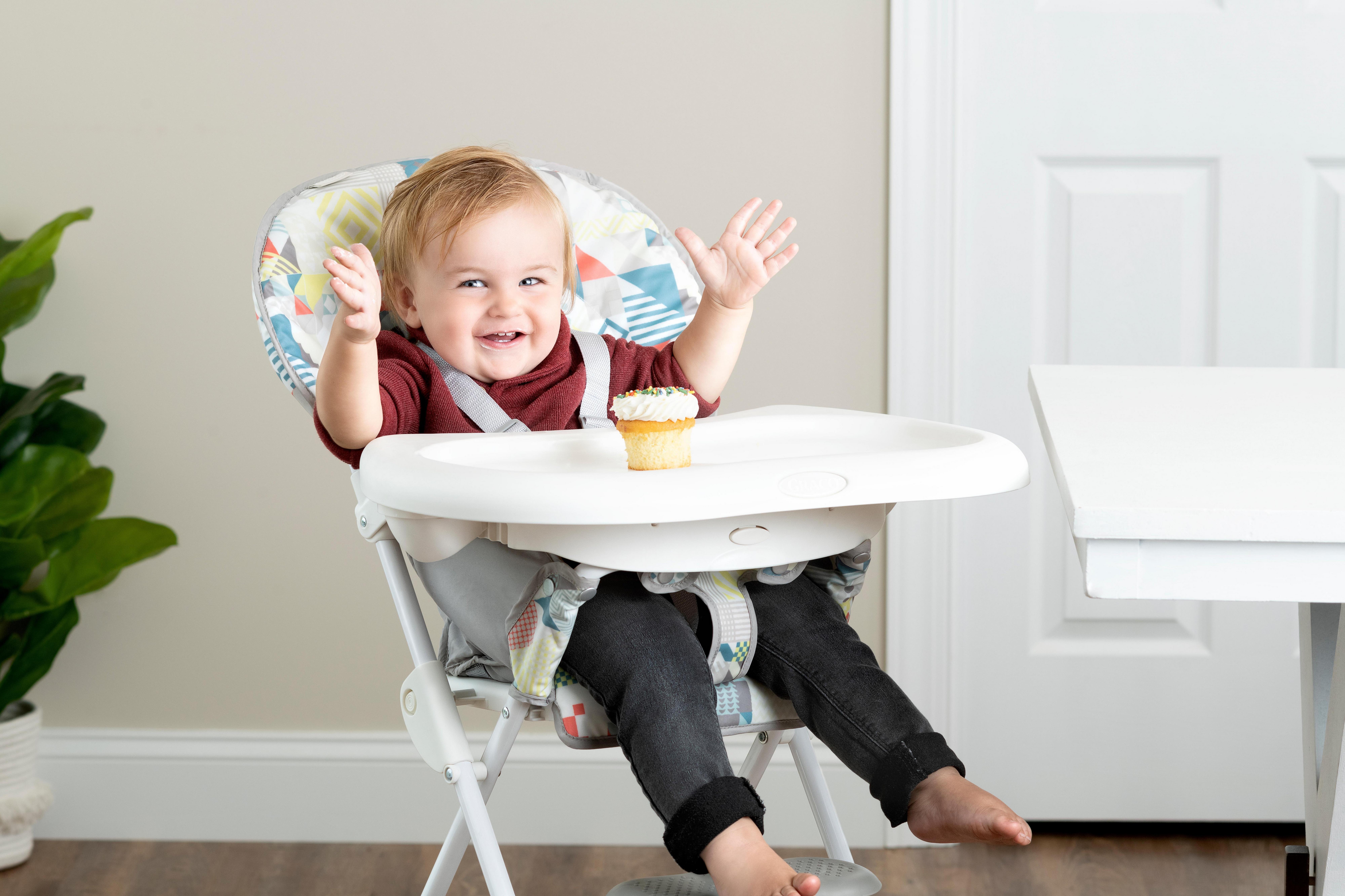 Graco Snack N' Stow Highchair - Sleepy Heads
