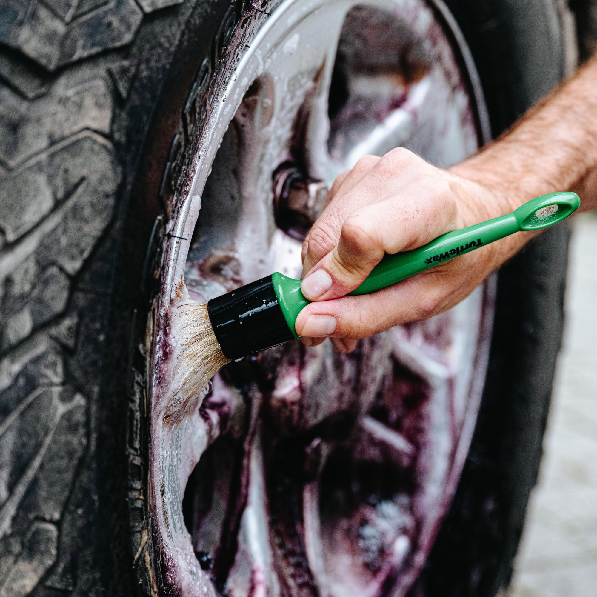 Turtle Wax Hybrid Solutions Ultimate Pro Detailing Brush Set 5 Turtle Wax Hybrid Solutions Ultimate Pro Detailing Brush Set