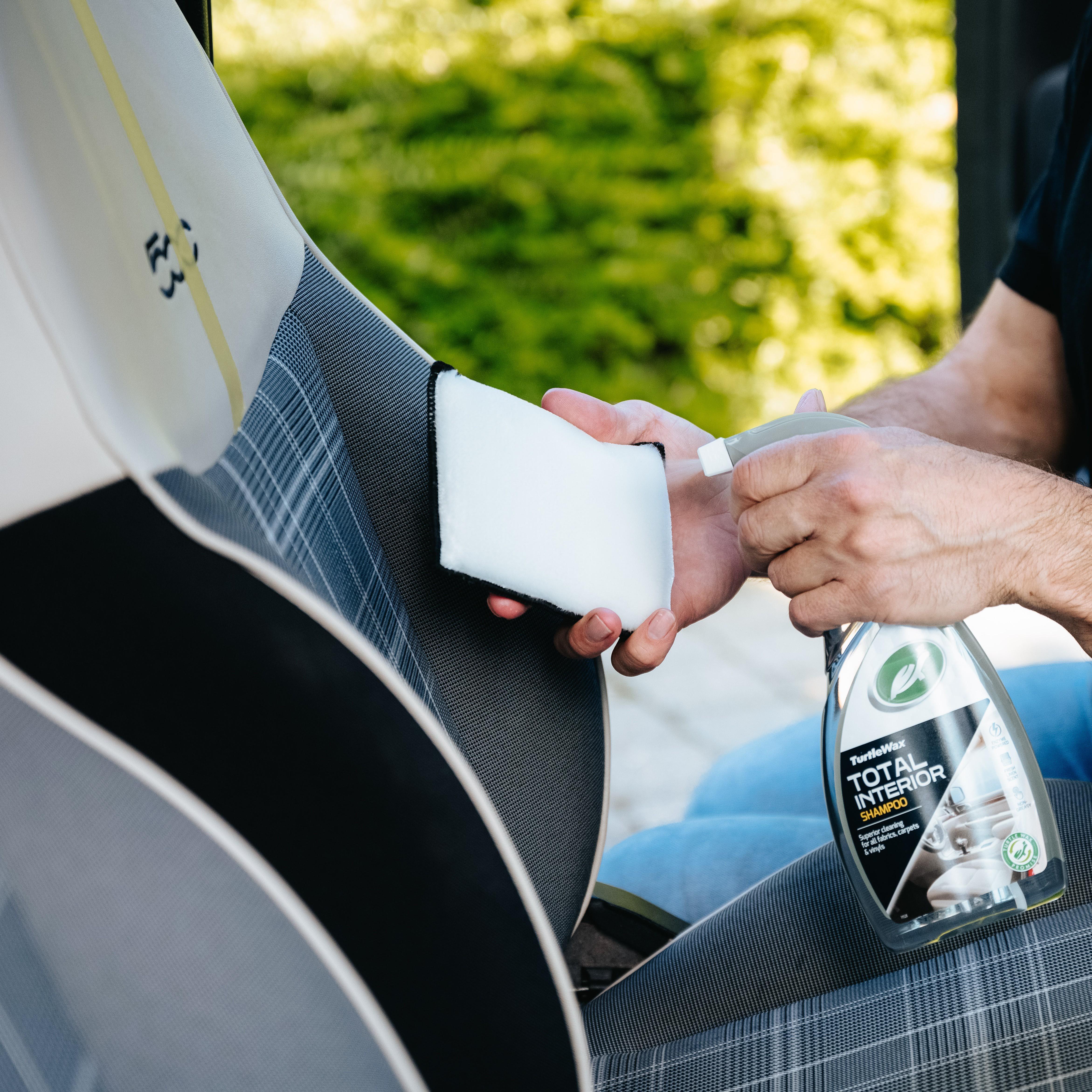 Turtle Wax Hybrid Solutions Scrub Warrior Interior Micro Sponge 6 Turtle Wax Hybrid Solutions Scrub Warrior Interior Micro Sponge