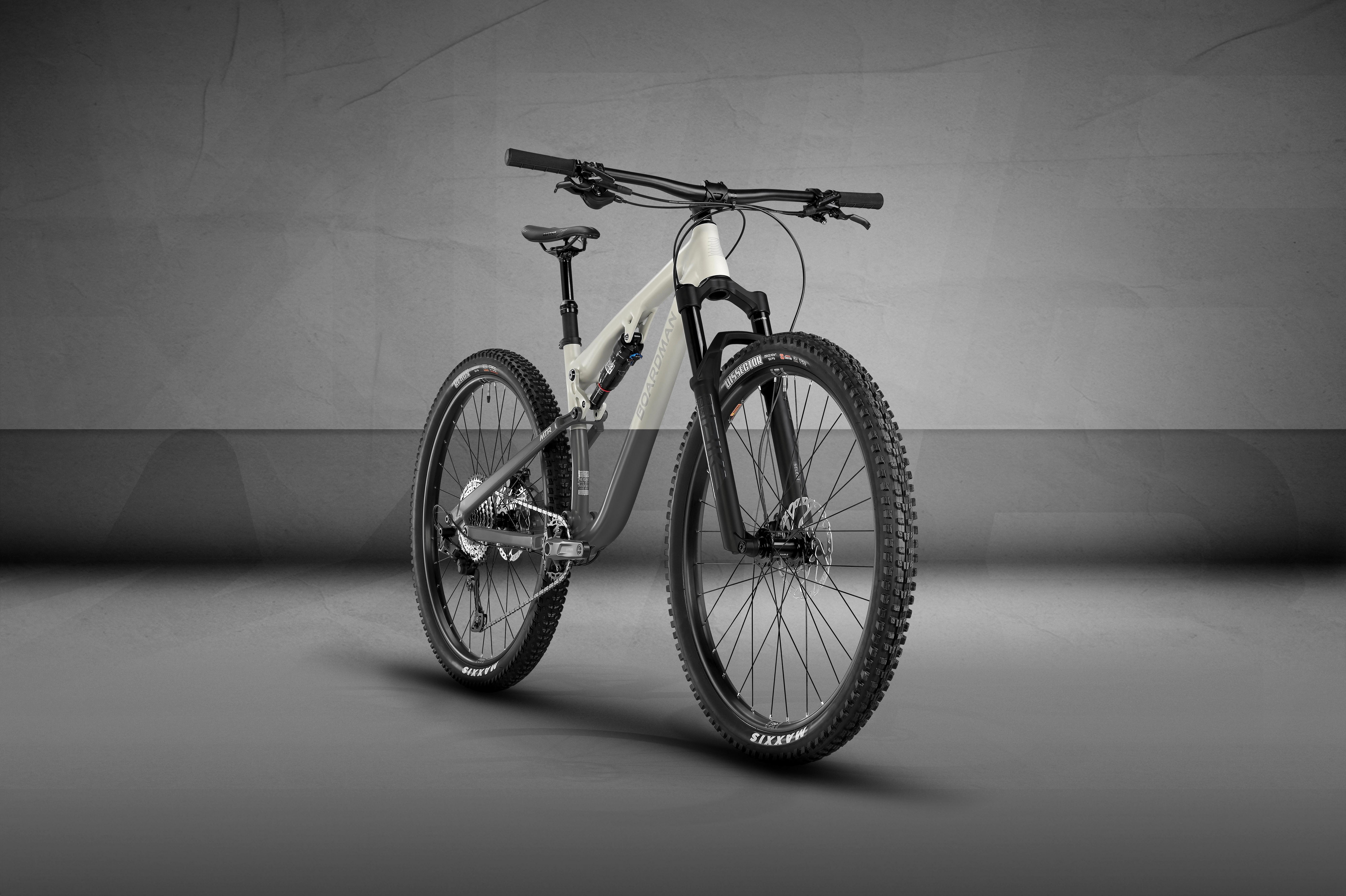 Boardman MTR 9.0 Mountain Bike - M, L, XL Frames