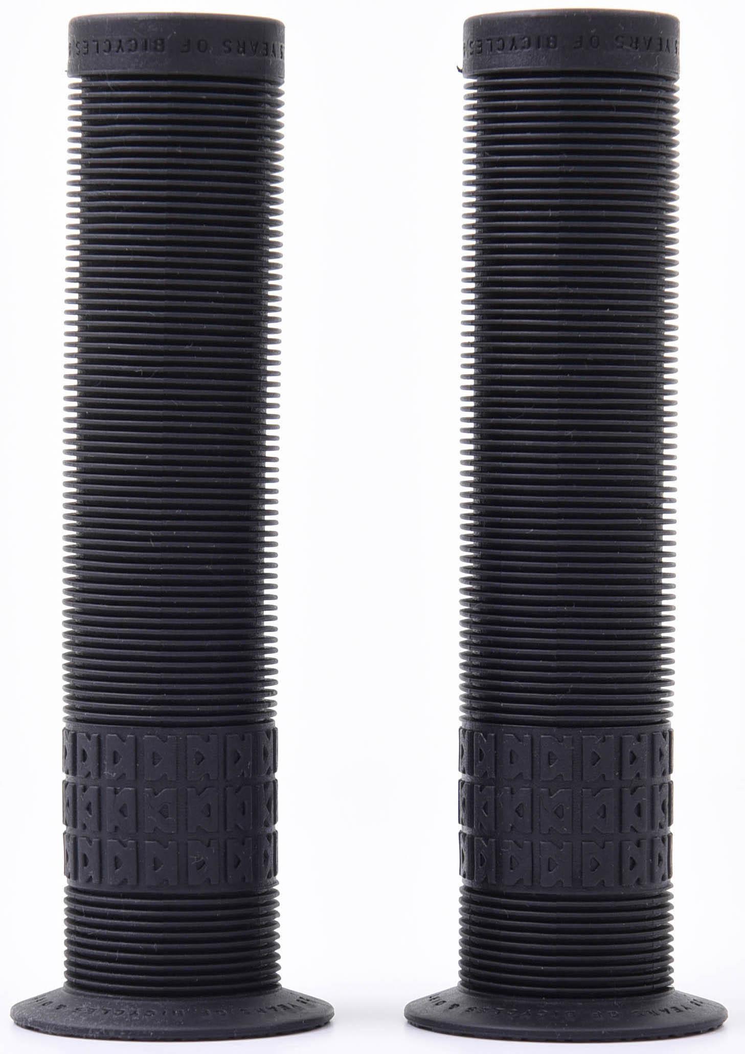 DMR 25 Year Grips Black Flange