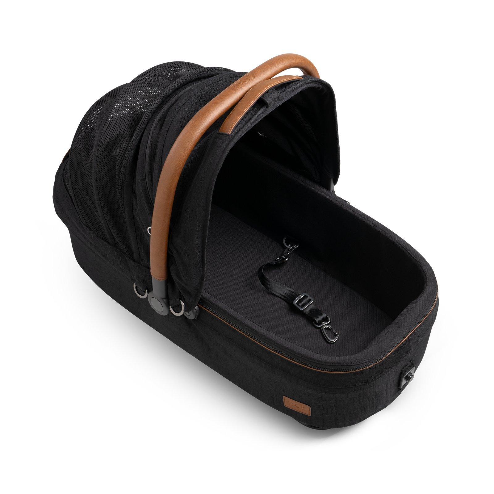 Tavo Maeve Medium Dog Car Seat with Car Seat Base - Rigid Onyx