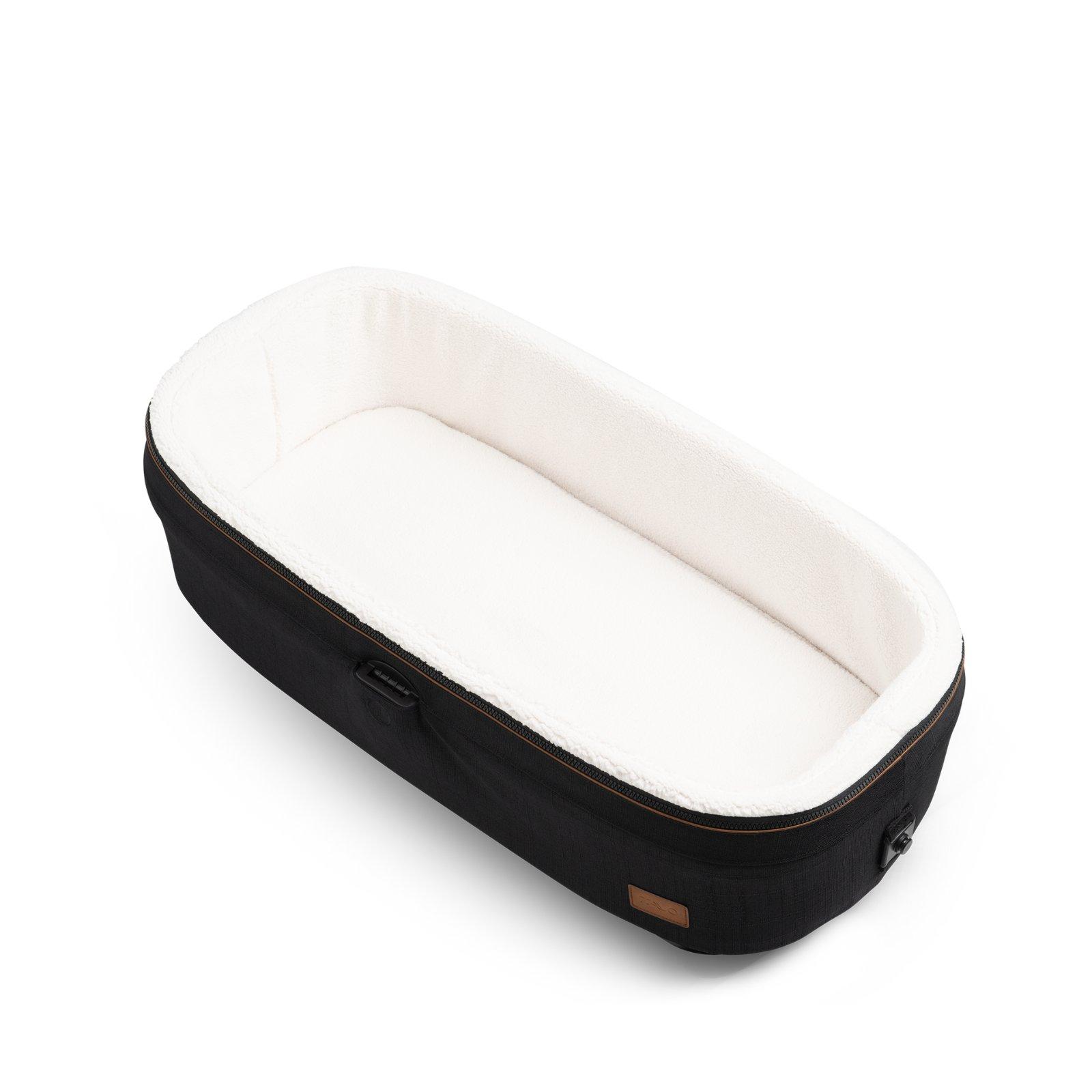 Tavo Maeve Medium Dog Car Seat with Car Seat Base - Rigid Onyx 4 Tavo Maeve Medium Dog Car Seat with Car Seat Base - Rigid Onyx