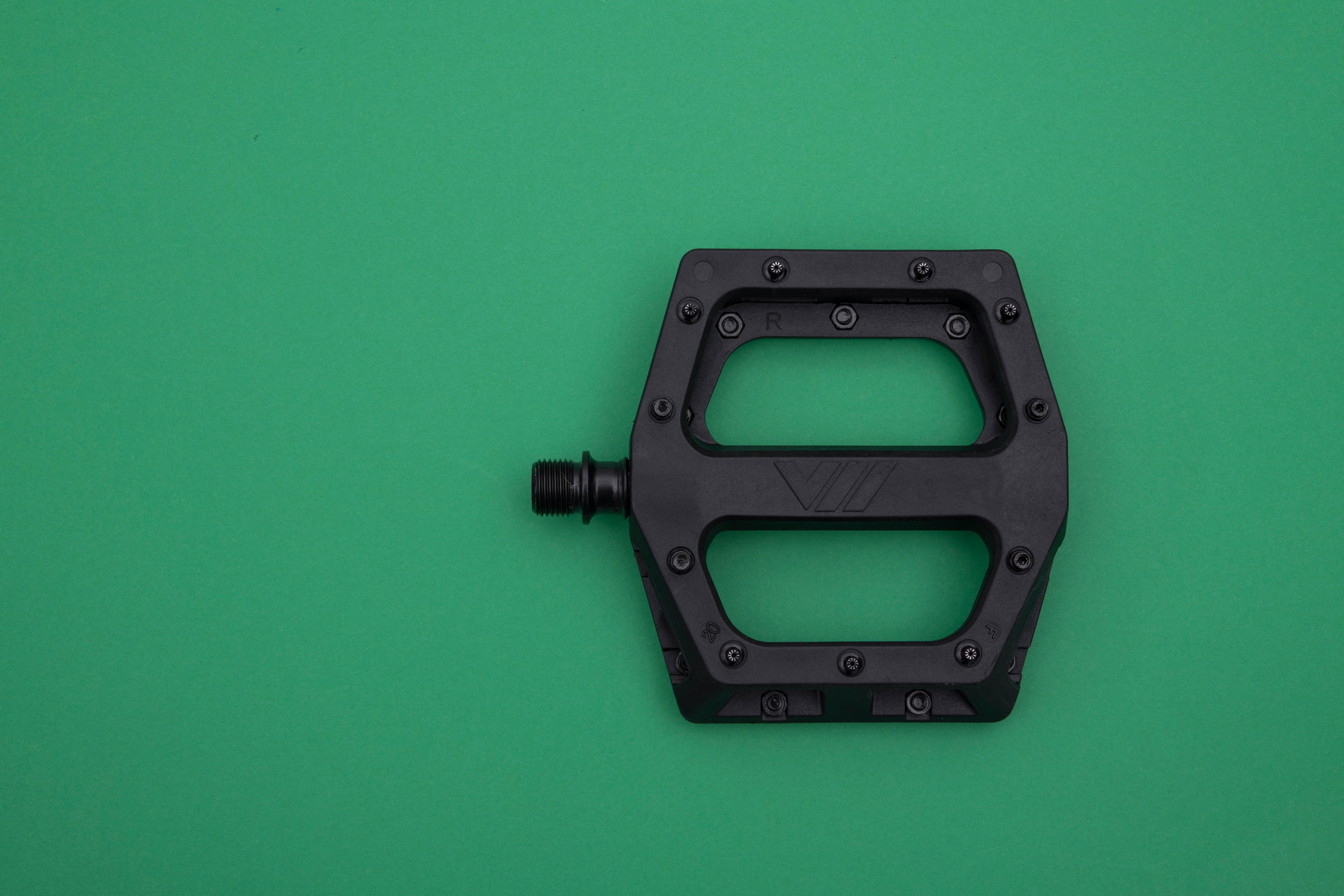 DMR V11 Pedals, Black