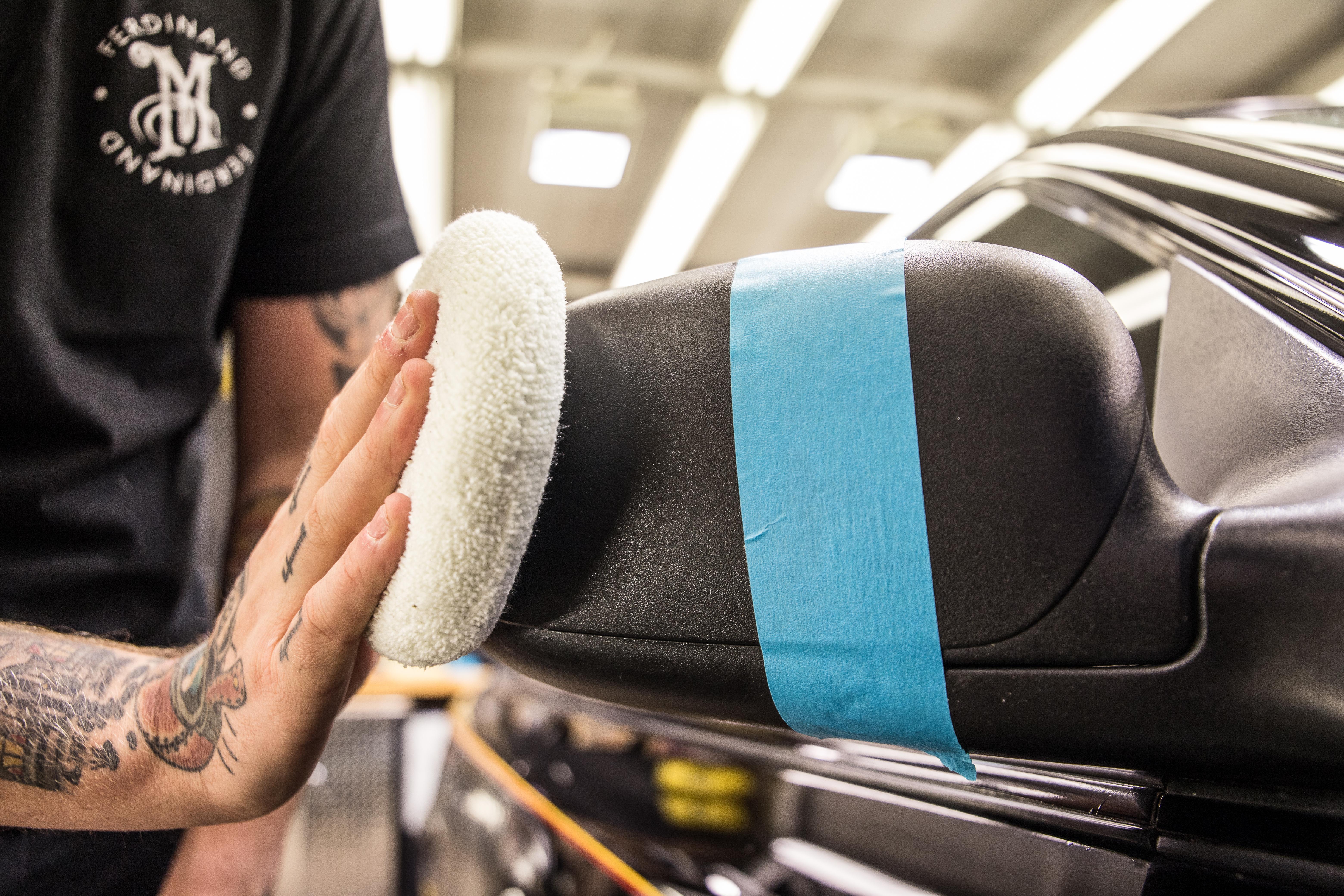 Meguiars Ultimate Black 355ml