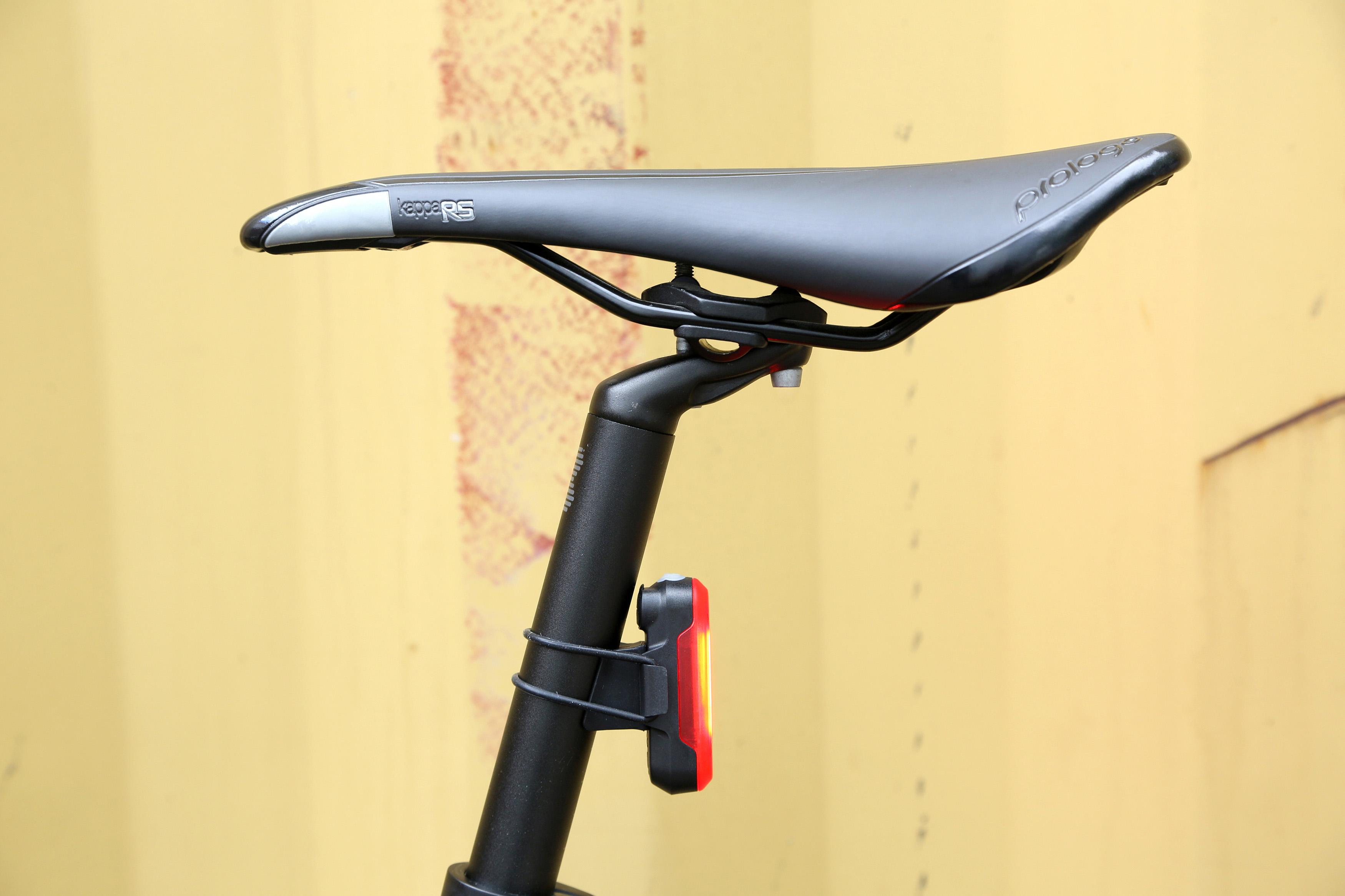 Halfords 25 Lumen Rear Bike Light