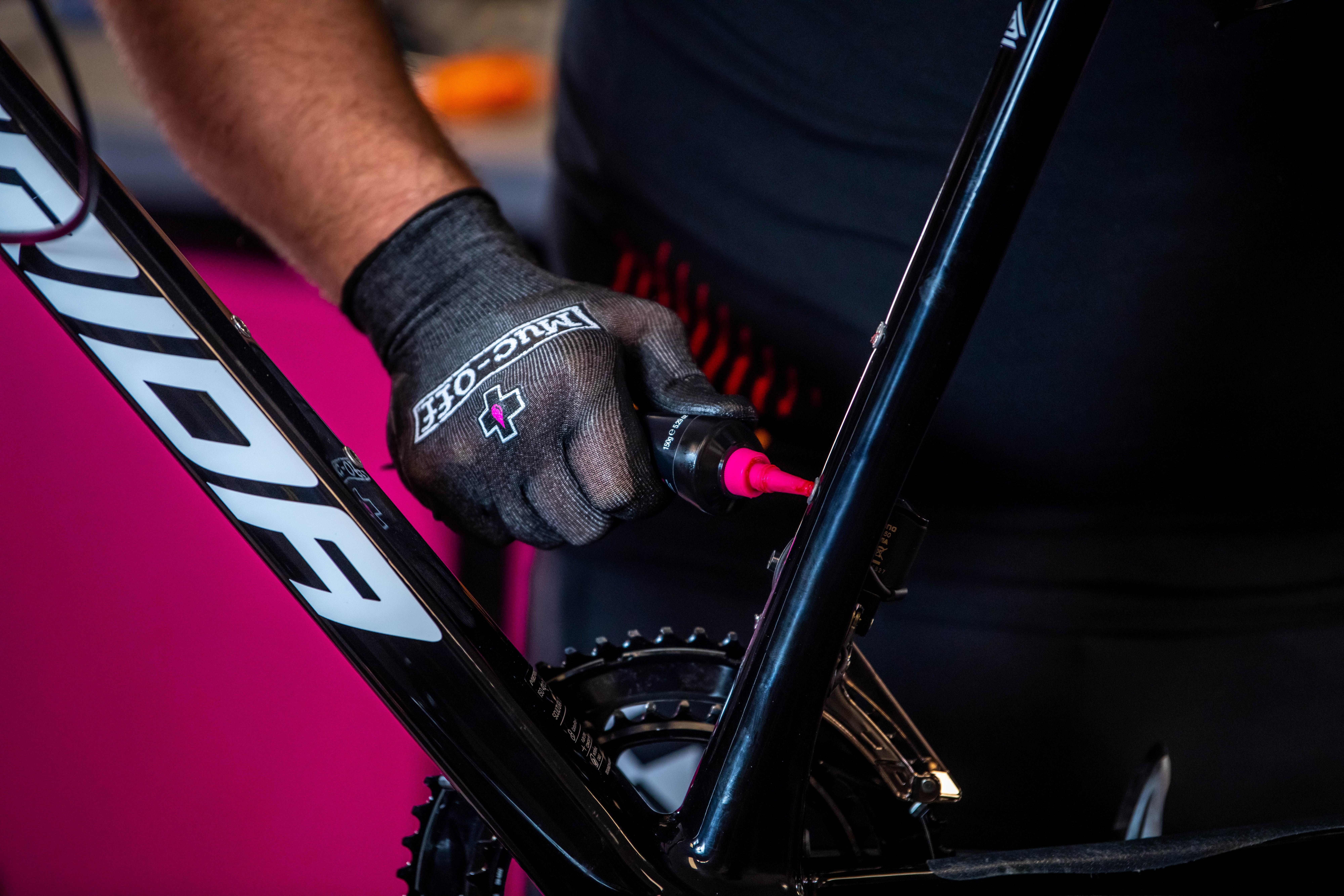 Muc-Off Bio-Grease 150g 7 Muc-Off Bio-Grease 150g