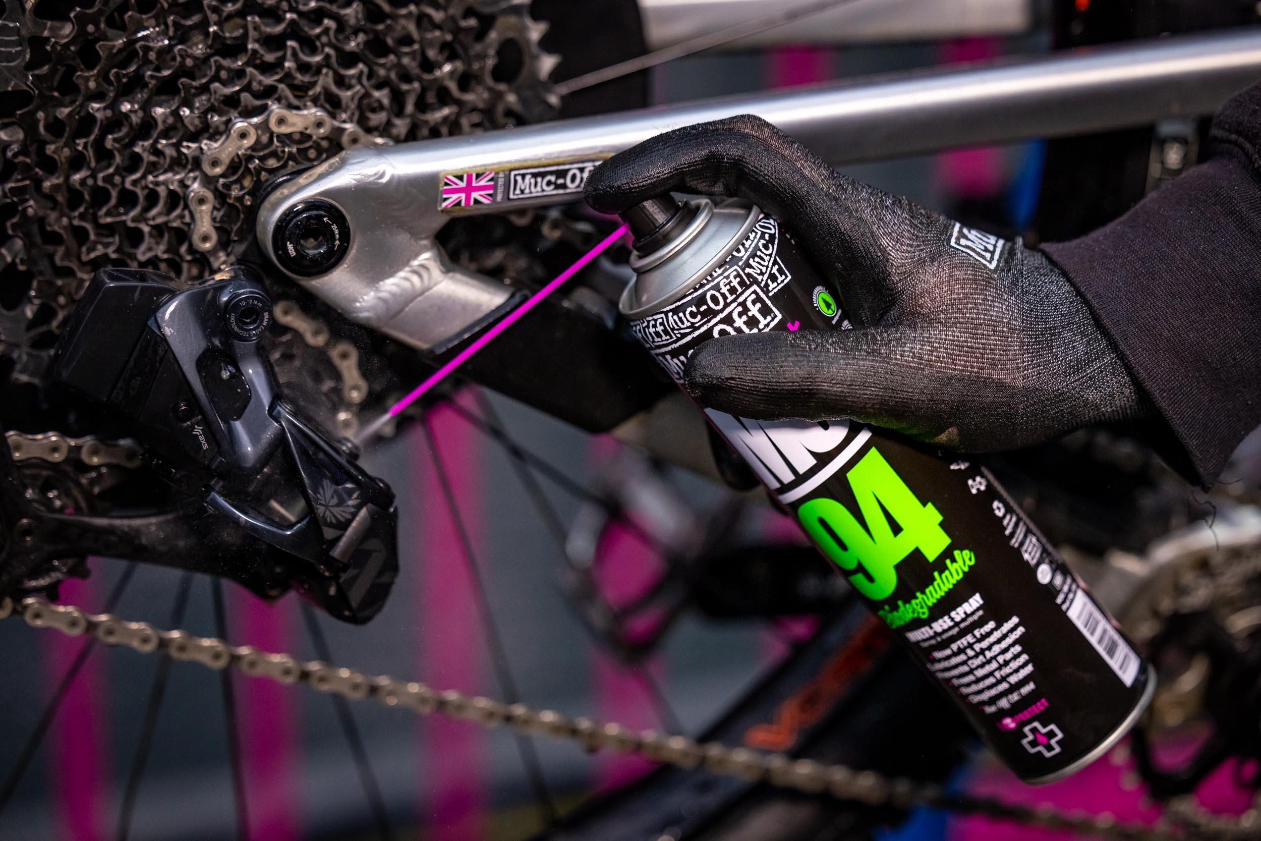 Muc-Off Clean, Protect & Lube Kit