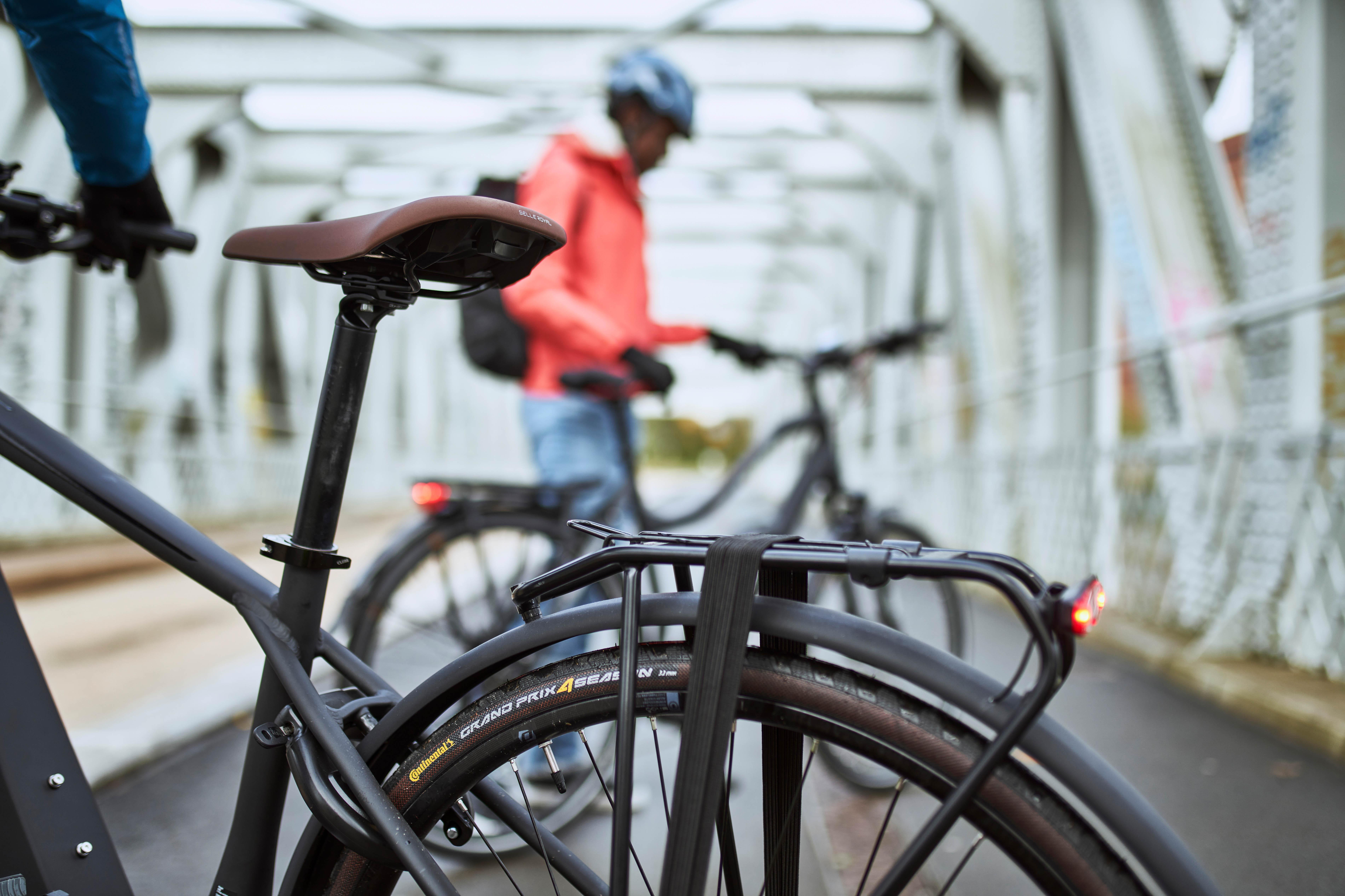 Continental Grand Prix 4 Season Clincher Tyre 6 Continental Grand Prix 4 Season Clincher Tyre