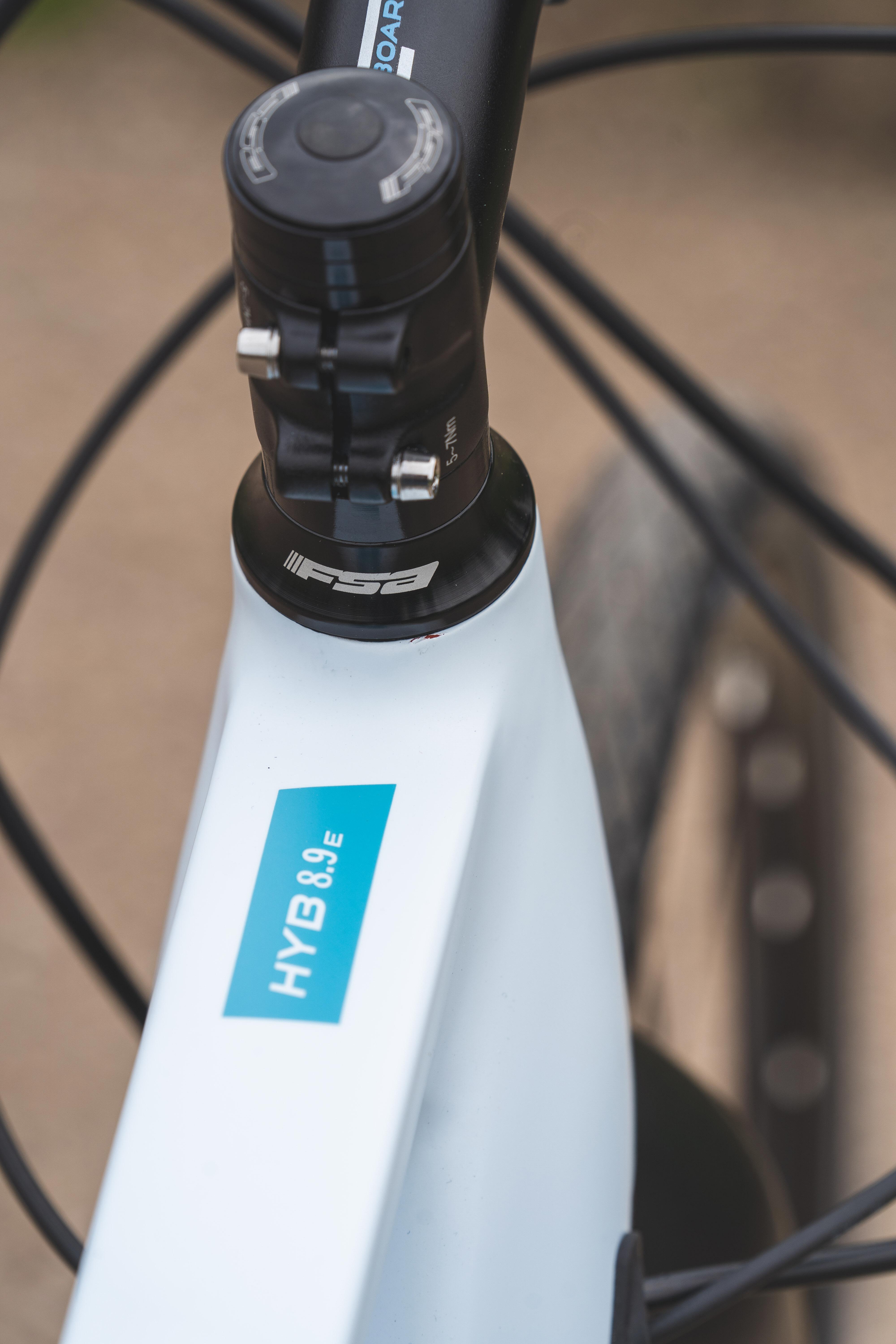 Boardman HYB 8.9E Womens Hybrid Electric Bike - S, M Frames 4 Boardman HYB 8.9E Womens Hybrid Electric Bike - S, M Frames