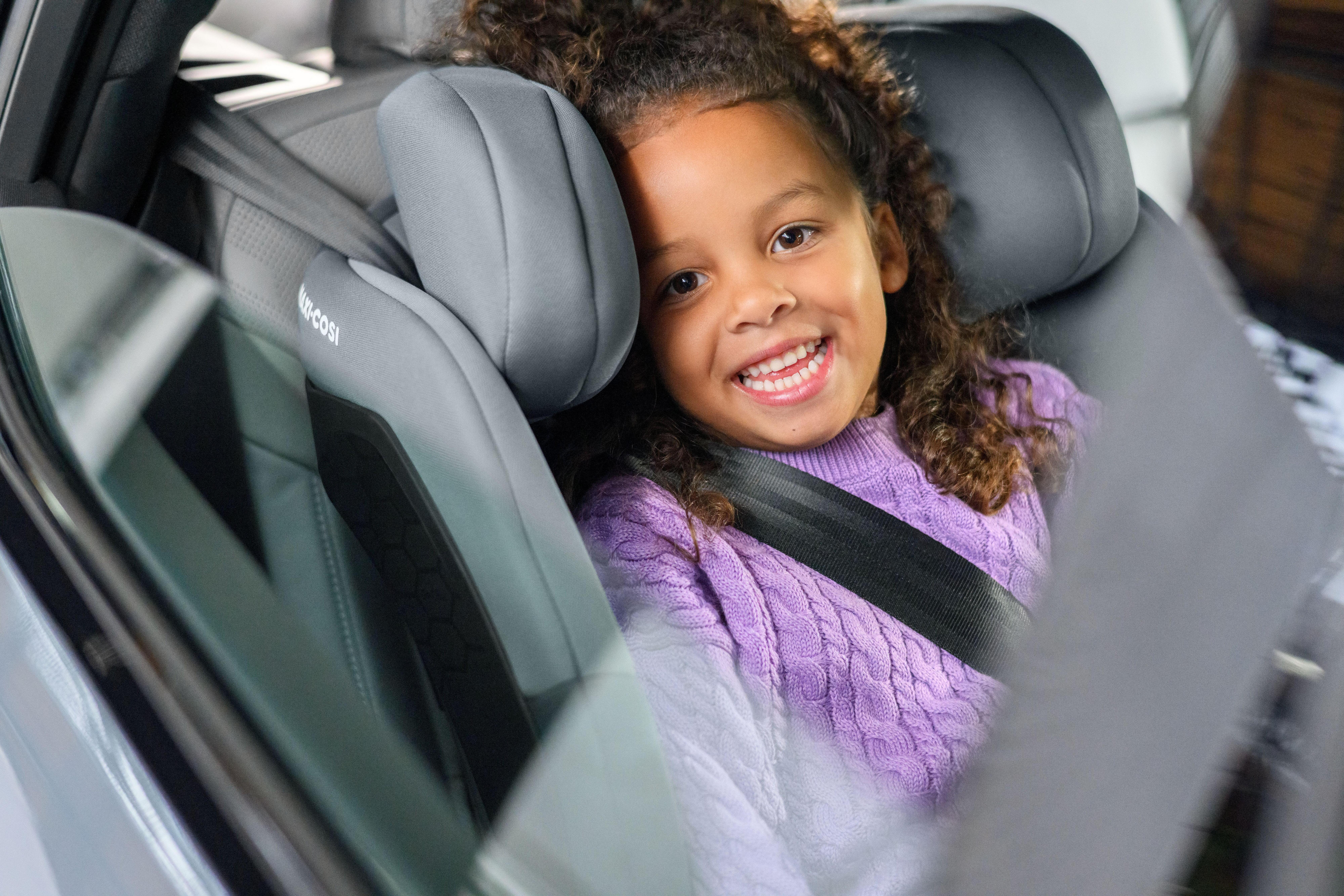 Maxi-Cosi Titan S i-Size Group 1/2/3 Toddler/Child Car Seat Black