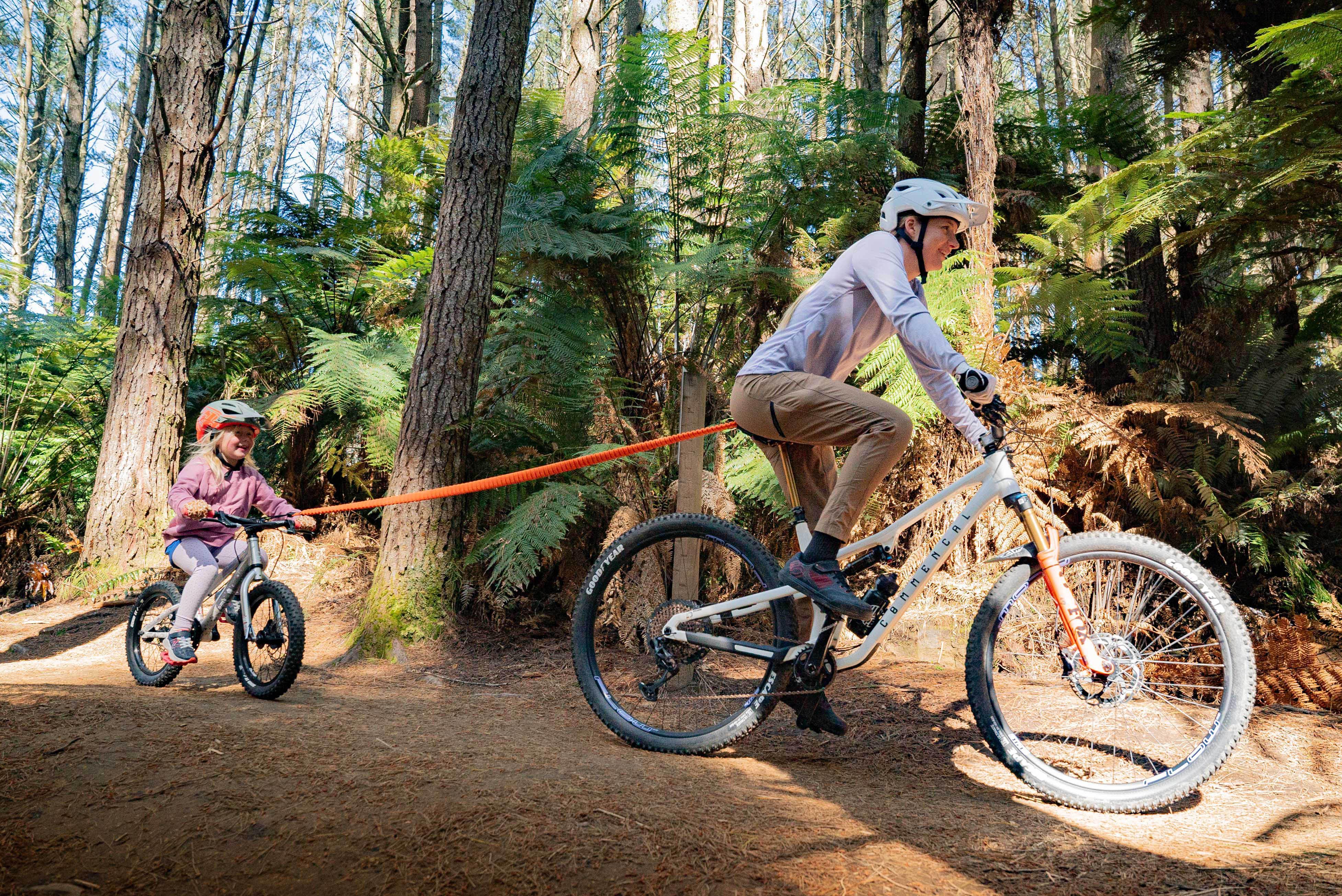 Kids Ride Shotgun Tow Rope, Orange