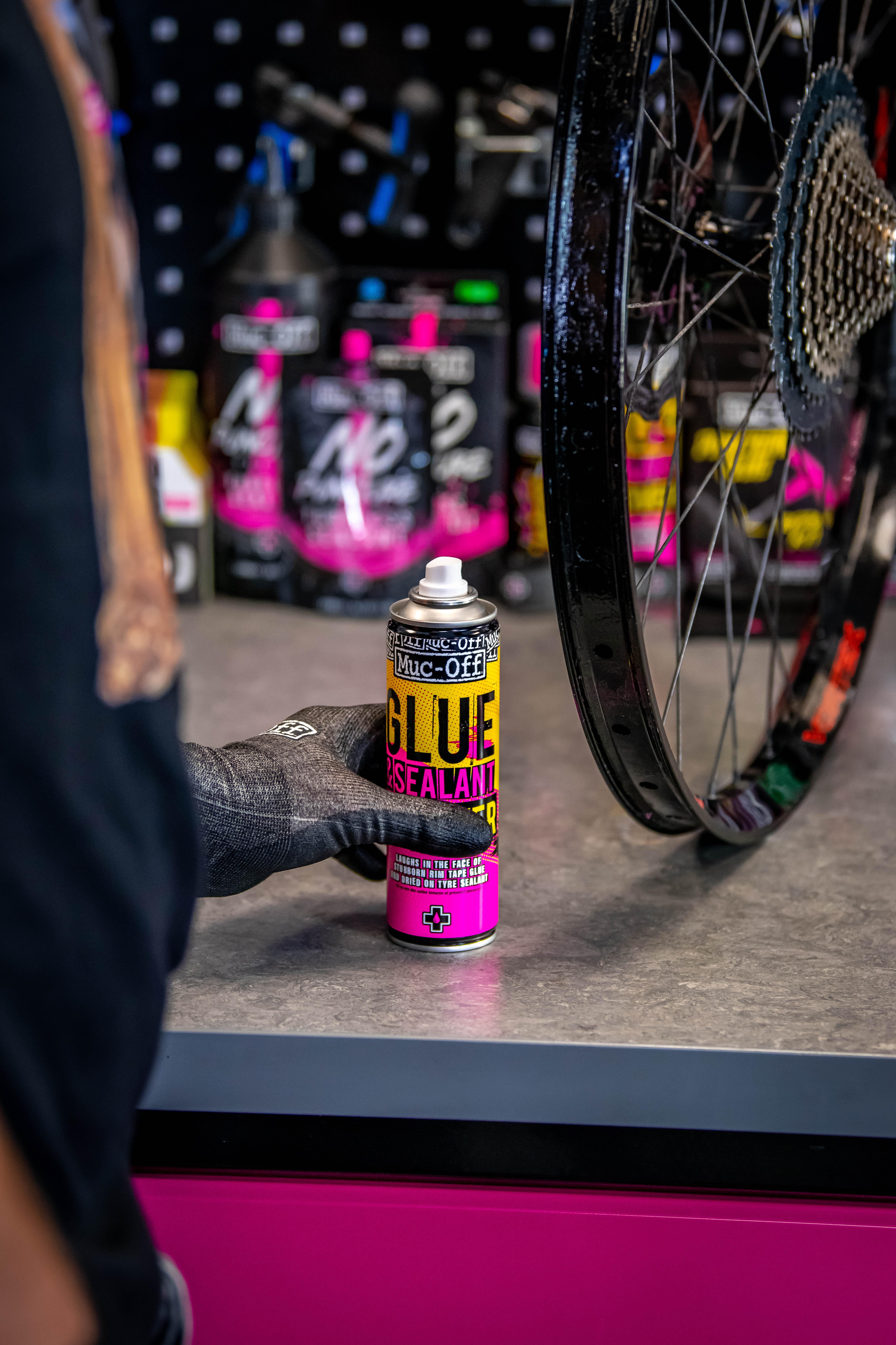 Muc-Off Glue & Sealant Remover 200ml 5 Muc-Off Glue & Sealant Remover 200ml