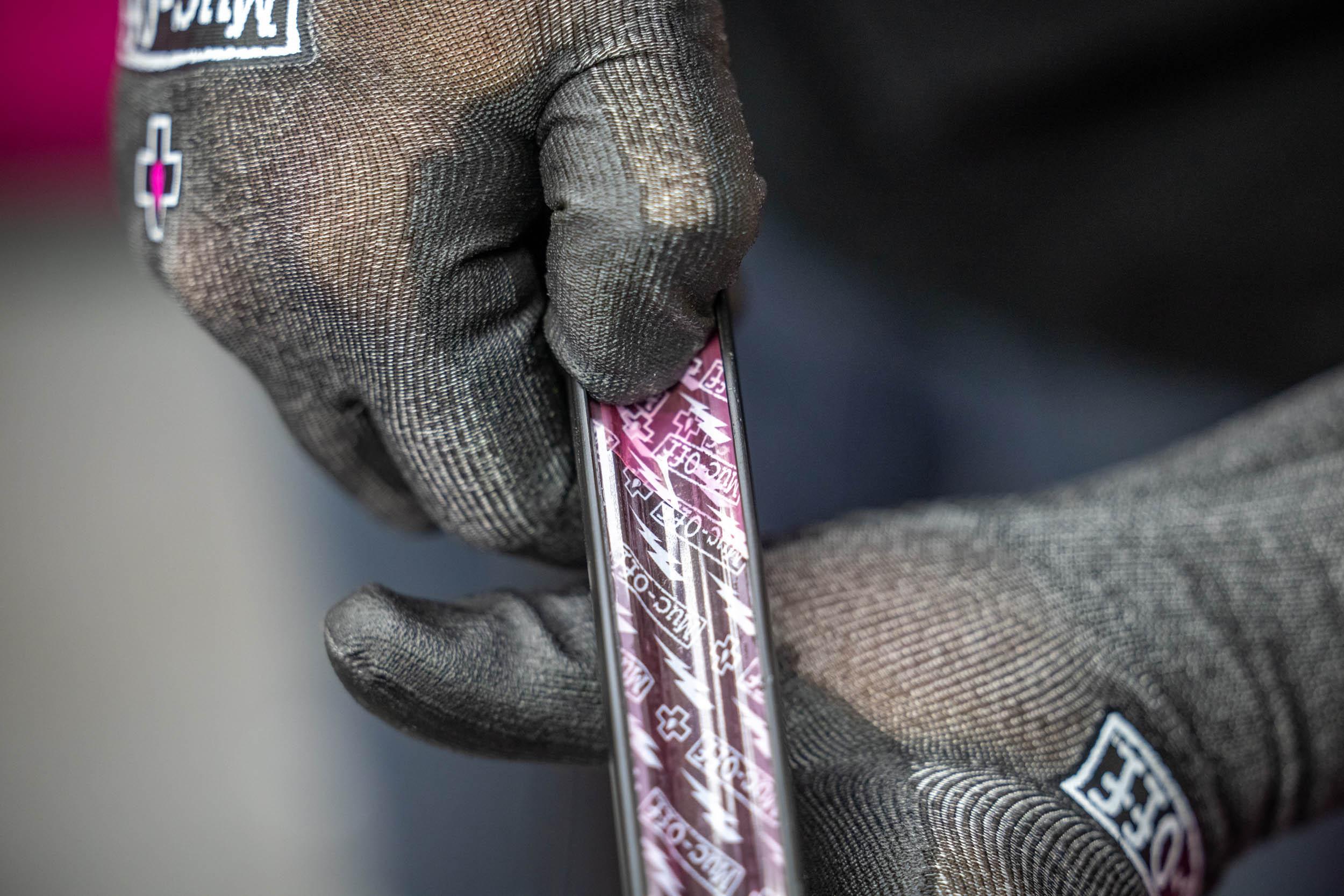 Muc-Off Tubeless Rim Tape 10m Roll 11 Muc-Off Tubeless Rim Tape 10m Roll