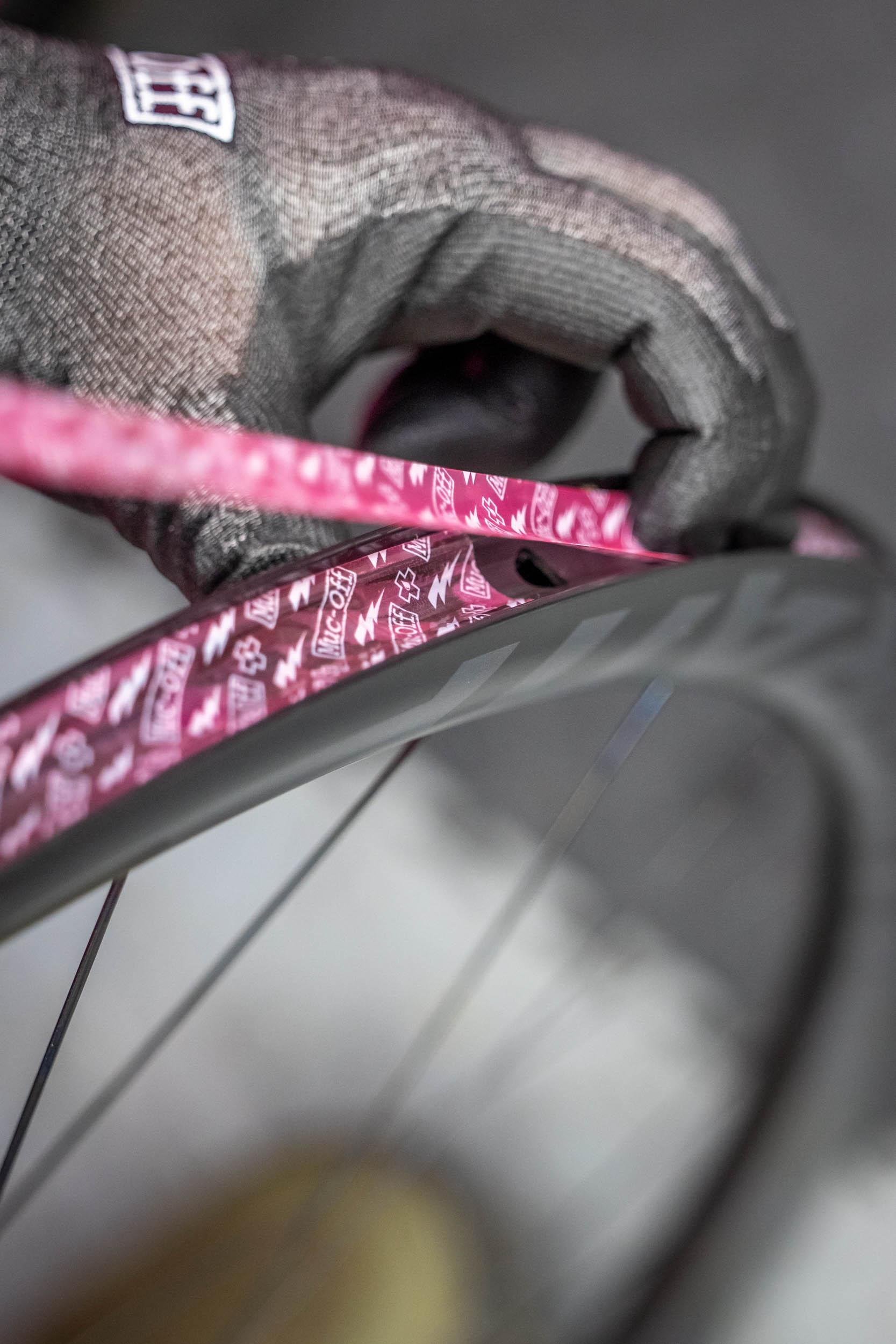 Muc-Off Tubeless Rim Tape 10m Roll 9 Muc-Off Tubeless Rim Tape 10m Roll
