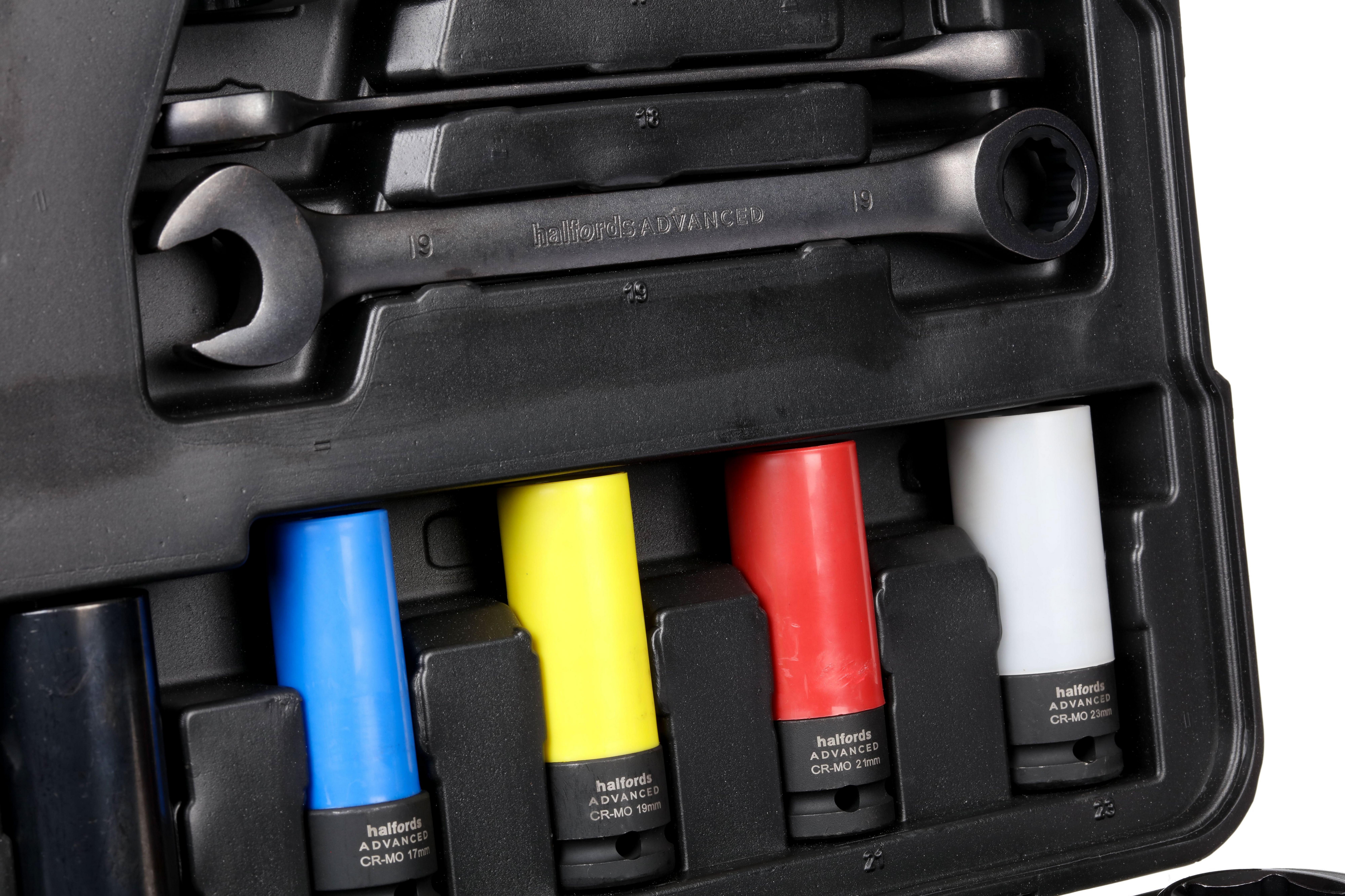 Halfords Advanced 200 Piece Socket and Ratchet Spanner Set - Limited Black Edition 5 Halfords Advanced 200 Piece Socket and Ratchet Spanner Set - Limited Black Edition