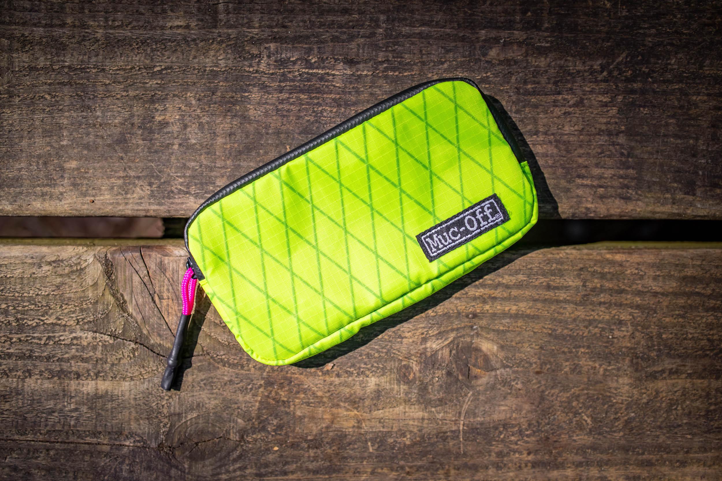 Muc-Off Rainproof Essentials Case, Hi-Viz 4 Muc-Off Rainproof Essentials Case, Hi-Viz