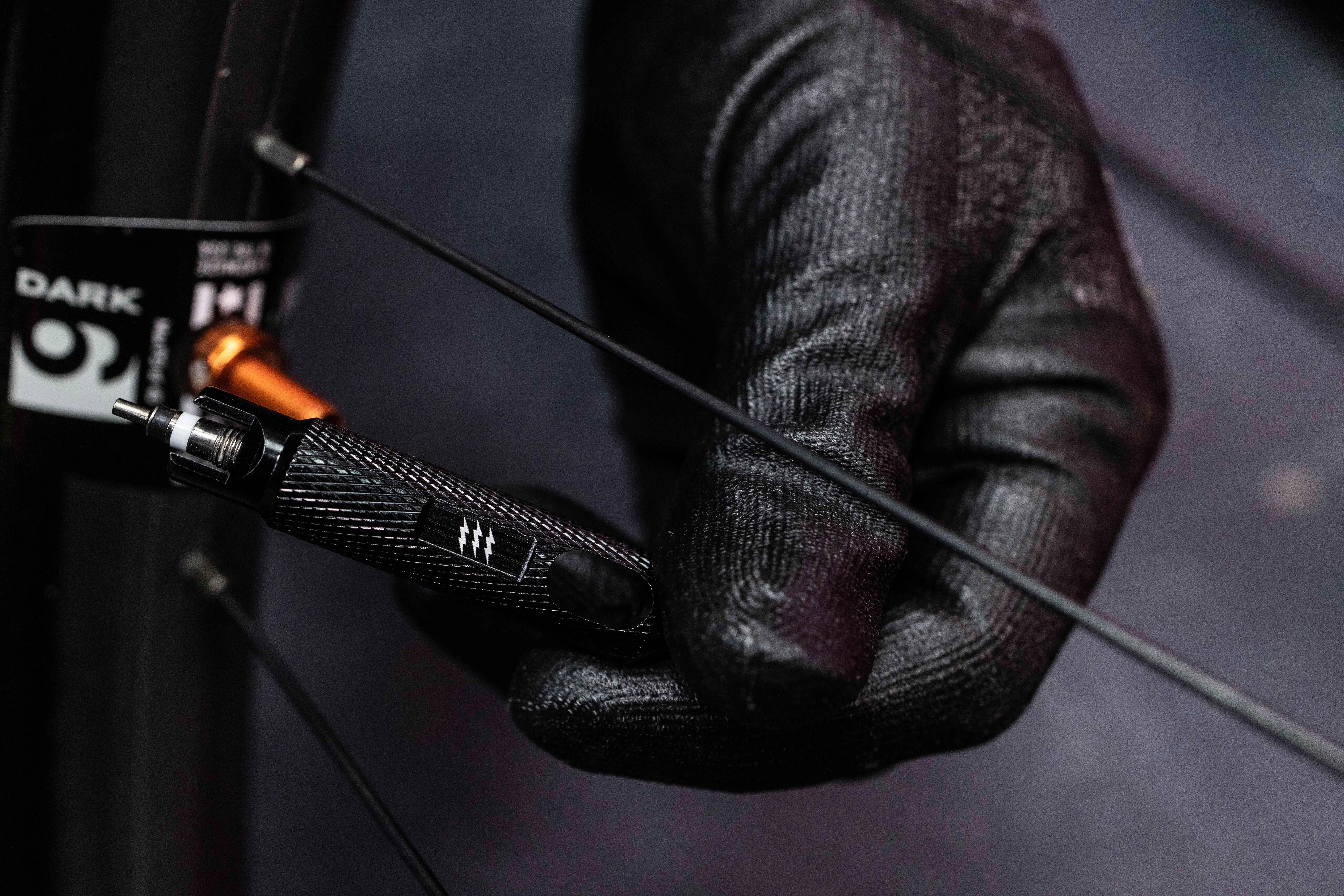 Muc-Off Valve Core Remover Tool