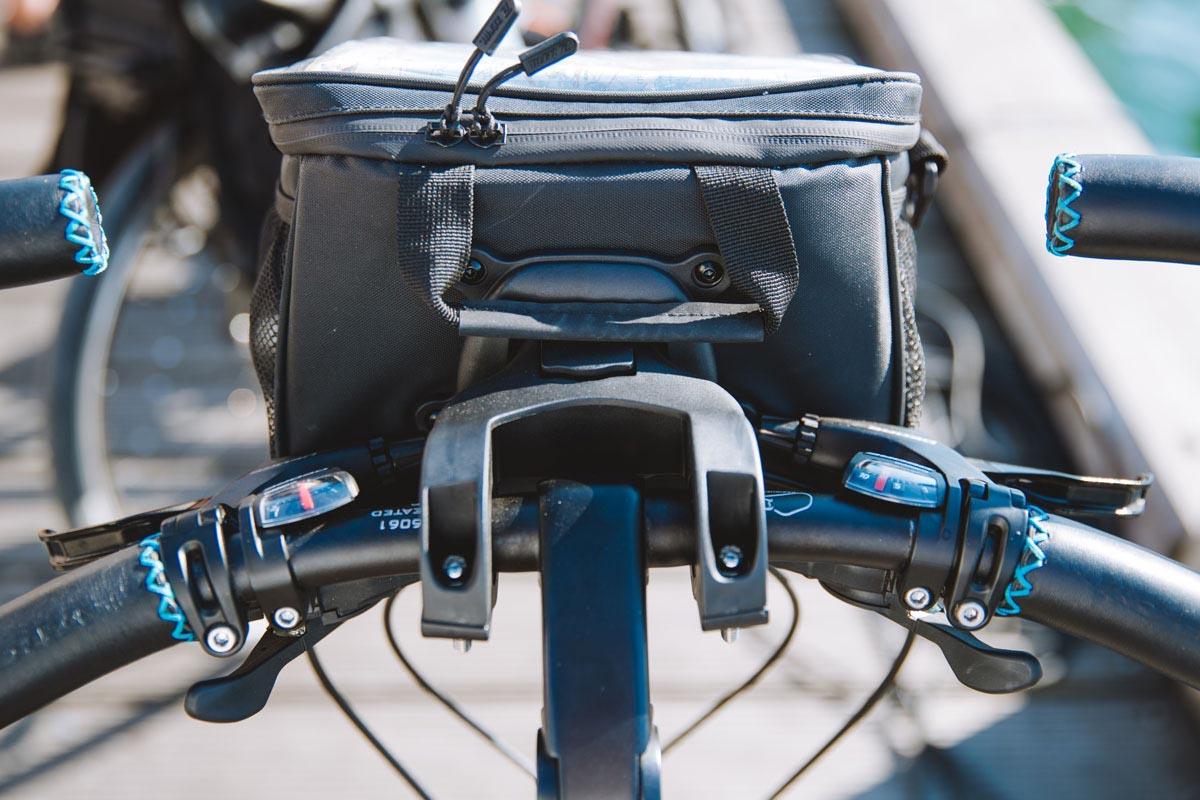 Zefal Handlebar Bag 7L 5 Zefal Handlebar Bag 7L