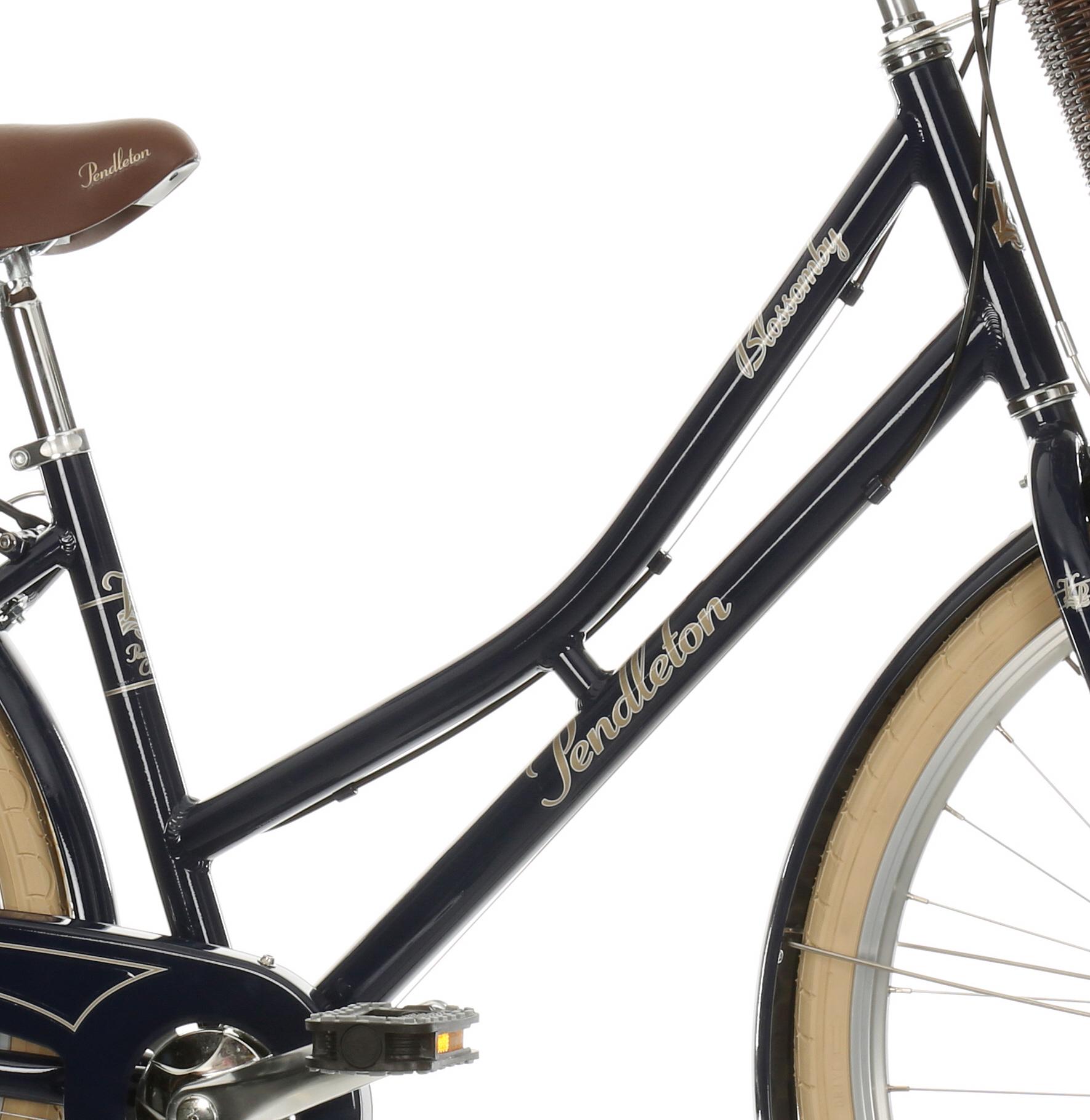 Pendleton Blossomby Junior Bike - 26" Wheel