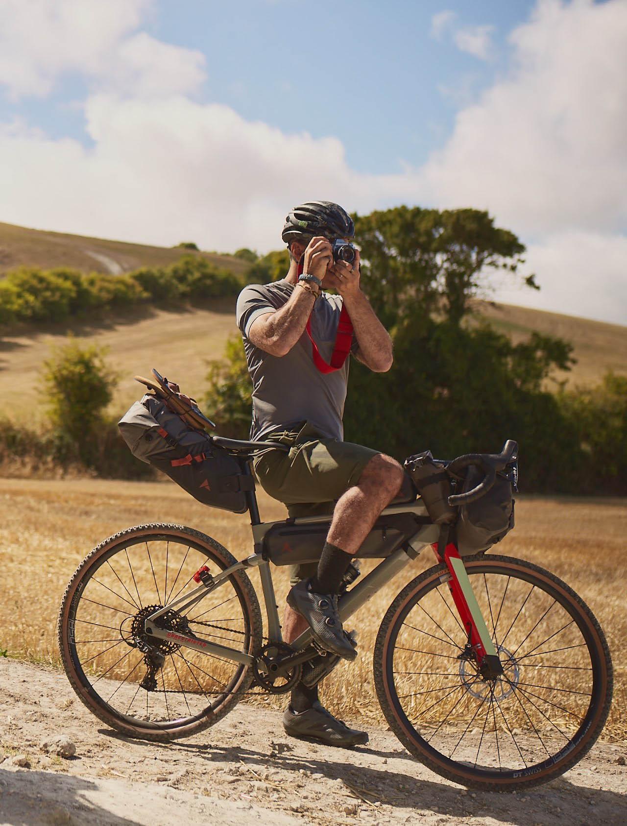 Altura Vortex Waterproof Luggage Bundle 4 Altura Vortex Waterproof Luggage Bundle