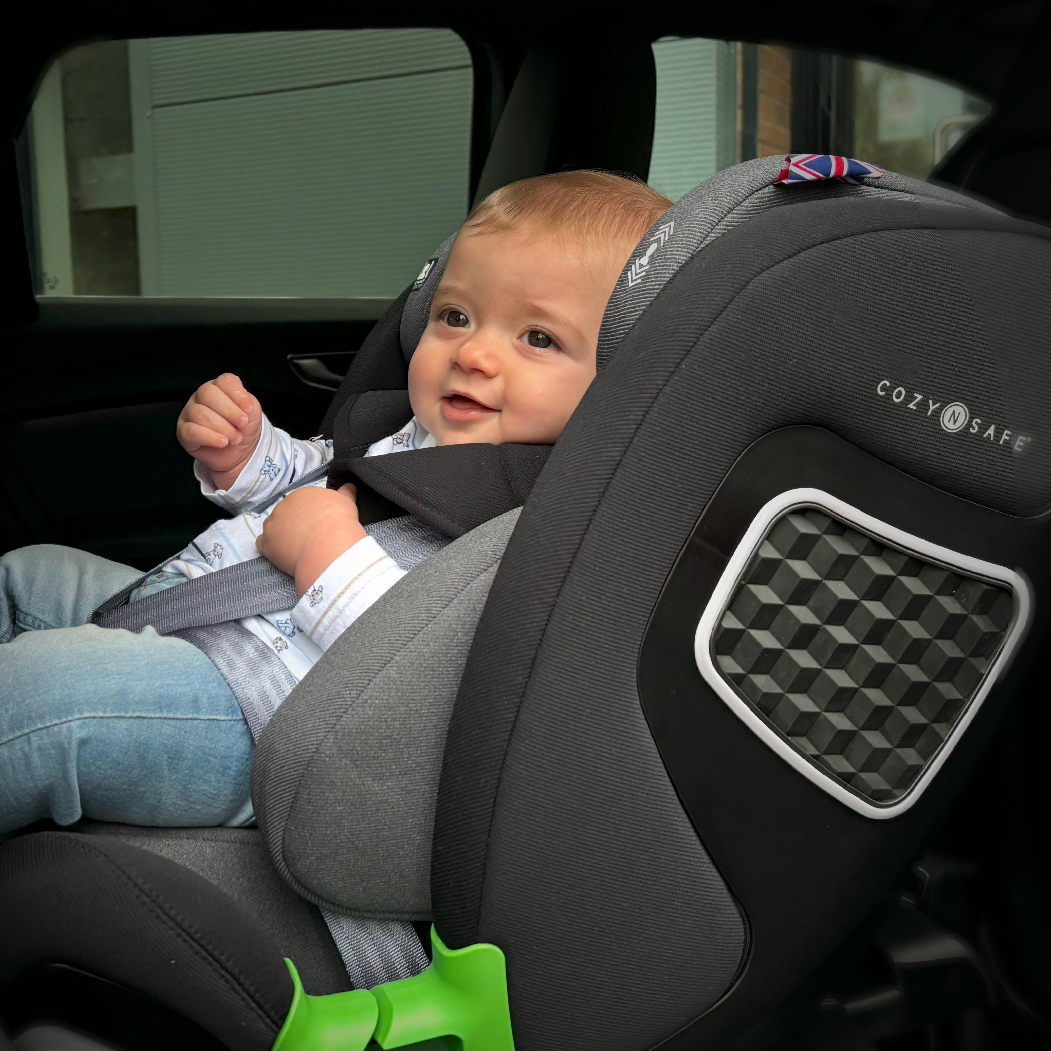 The Cozy N Safe Omega 360° i-Size 40cm–150cm Car Seat 6 The Cozy N Safe Omega 360° i-Size 40cm–150cm Car Seat