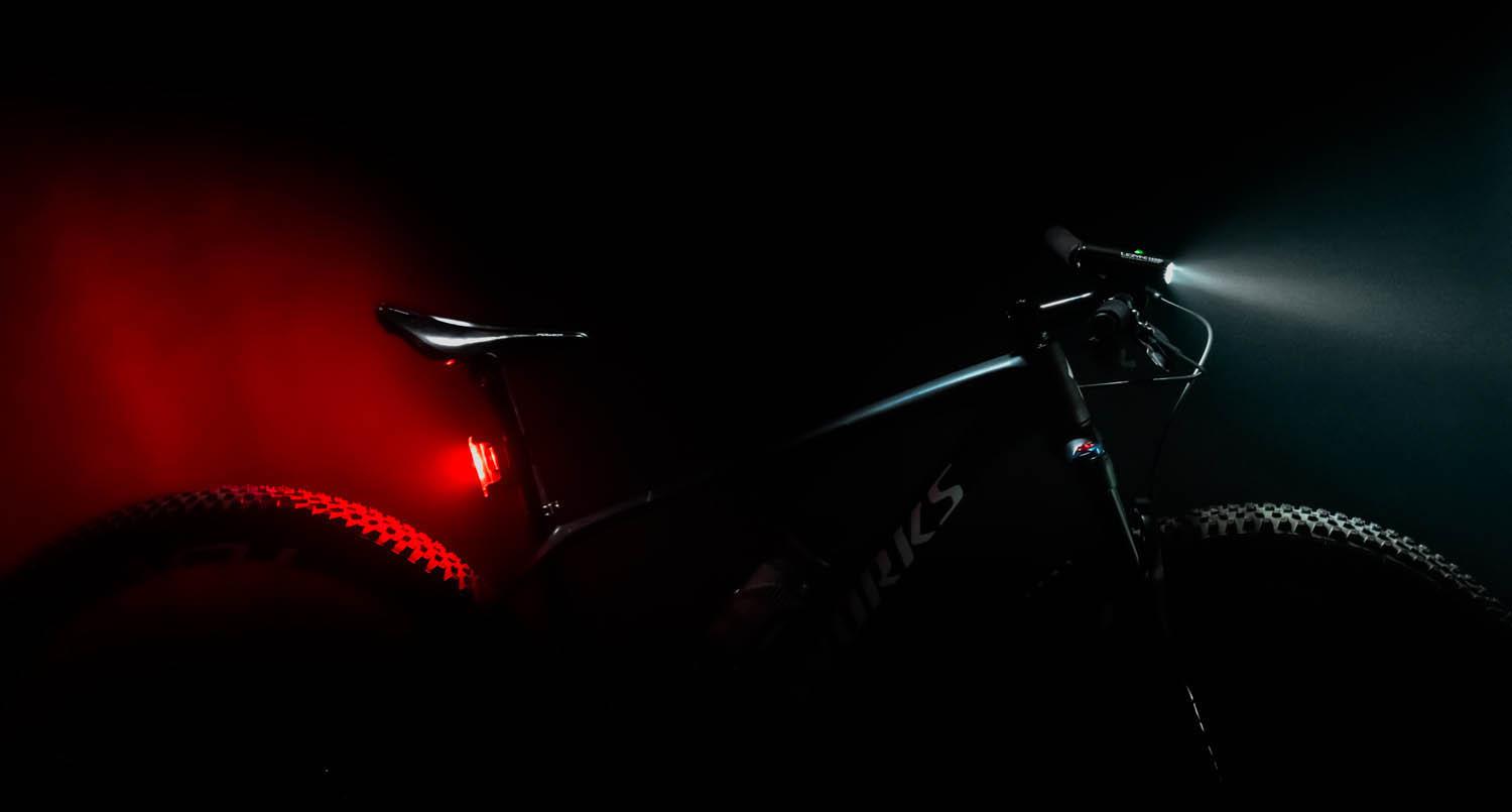 Lezyne - Strip Drive Pro 400+ Rear Light 7 Lezyne - Strip Drive Pro 400+ Rear Light