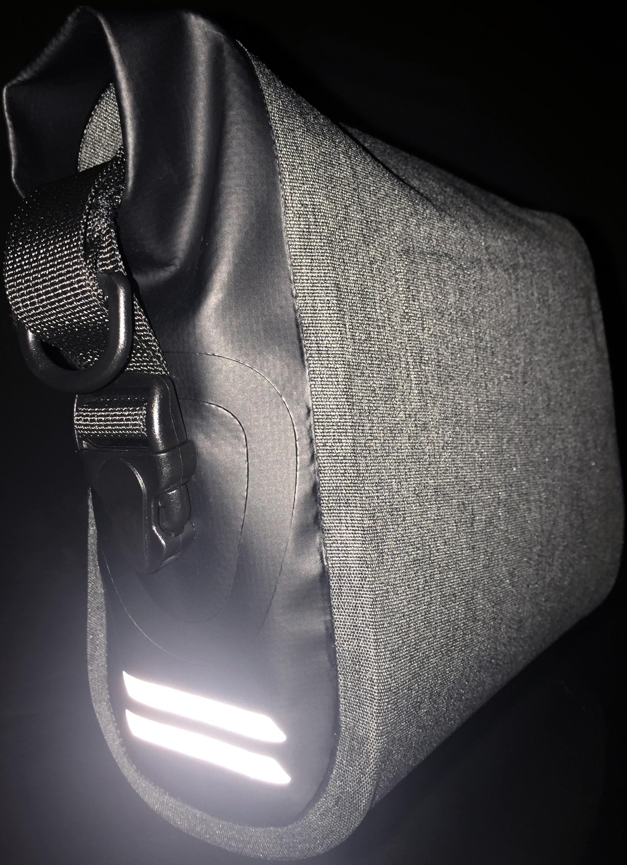 Halfords Advanced Waterproof Handlebar Bag